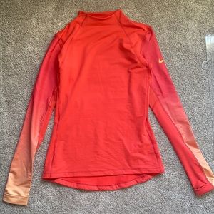 Nike hyper warm long sleeve